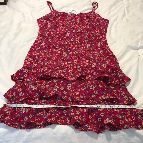 ISO size medium Dress Forum Floral Tiered Ruffle Mini Dress - Picture 12 of 13